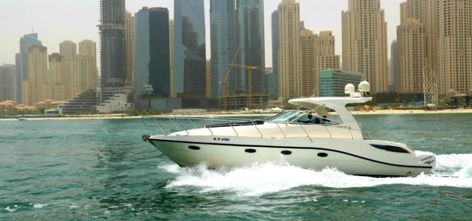boat for rent Dubai