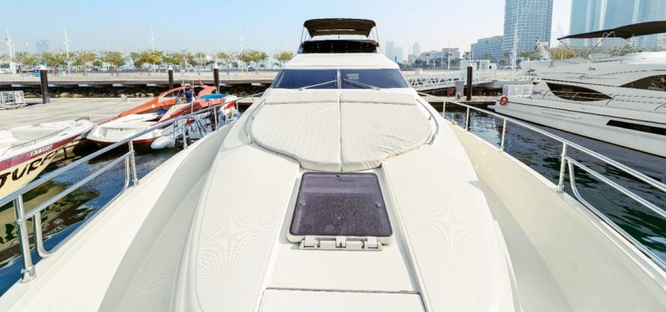 boat for rent dubai