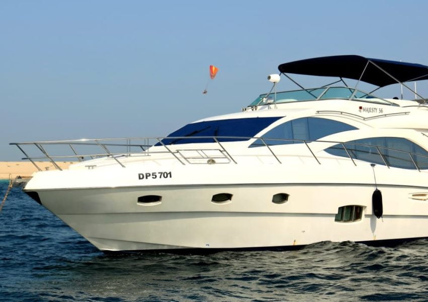 boat for rent dubai