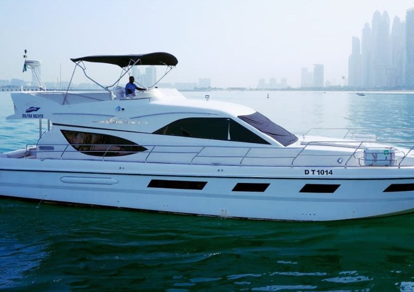 dubai yacht charter