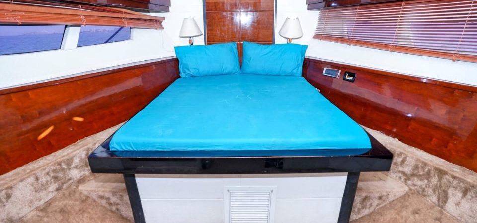 exclusive yacht dubai