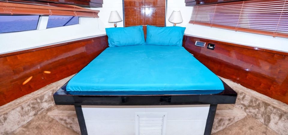 exclusive yacht dubai