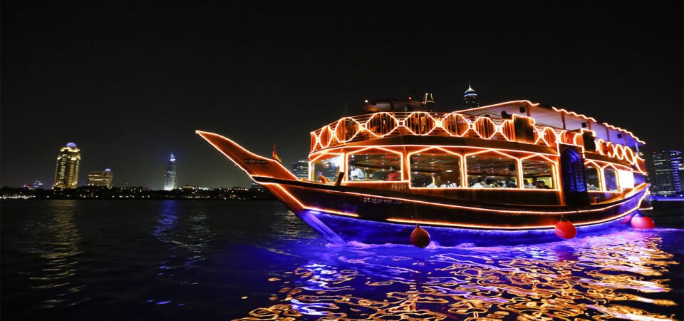 dubai-dhow-cruise