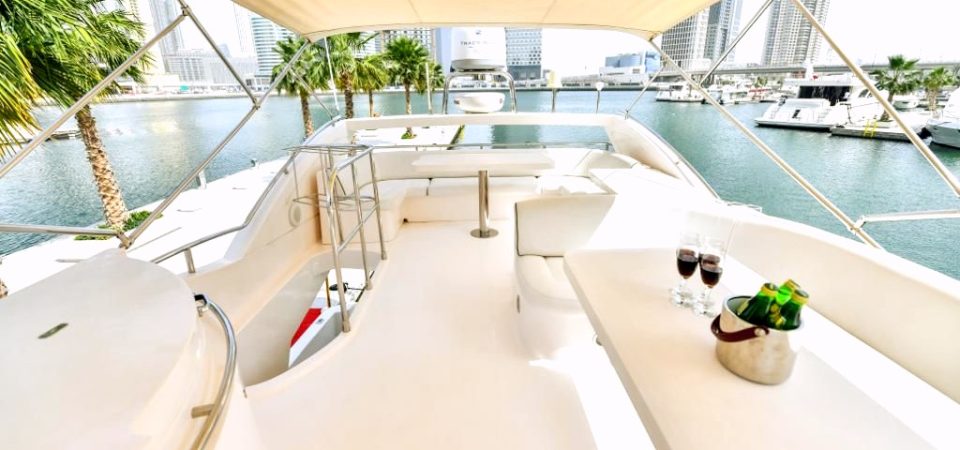 dubai yacht charter